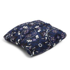 Vera Bradley Fleece Travel Blanket in Fleur Medallion